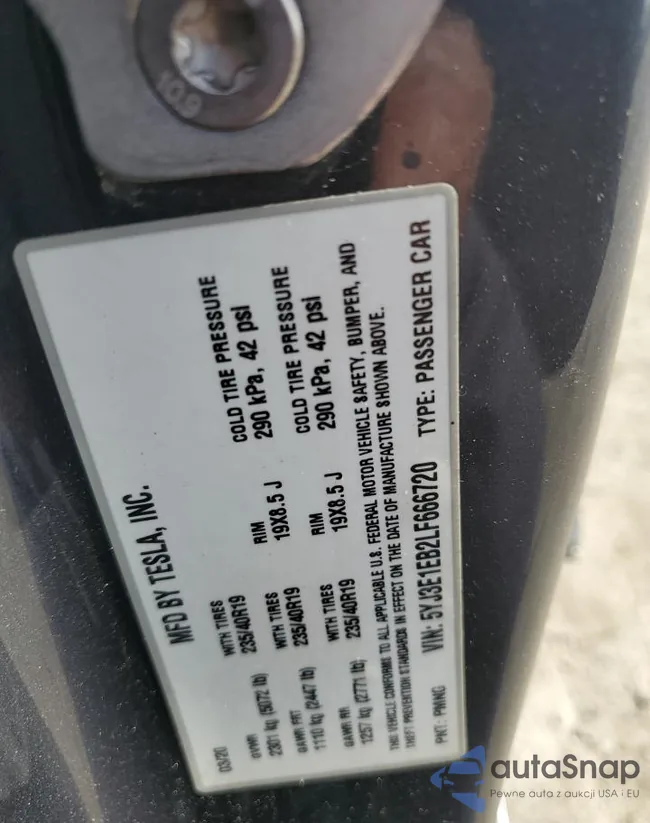 5YJ3E1EB2LF666720: 61675243