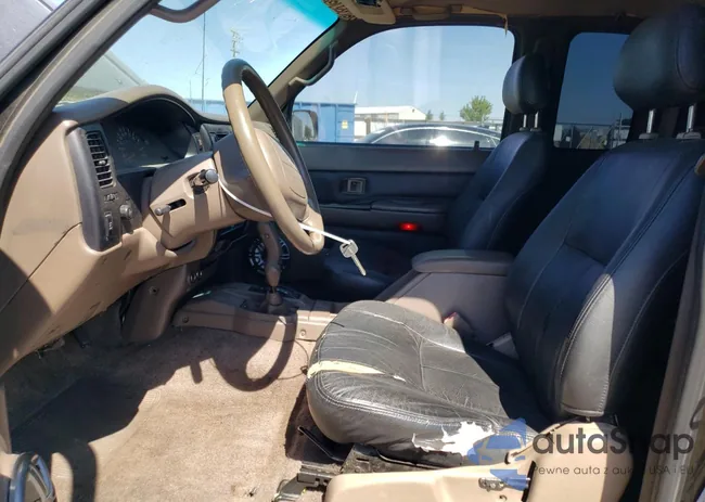 4TAWN72N5XZ500086: 59361533