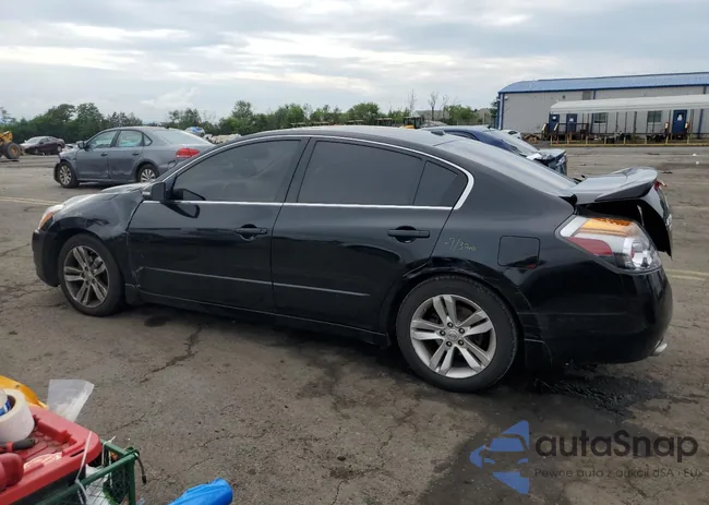 1N4BL2AP5CC242542: 62523104