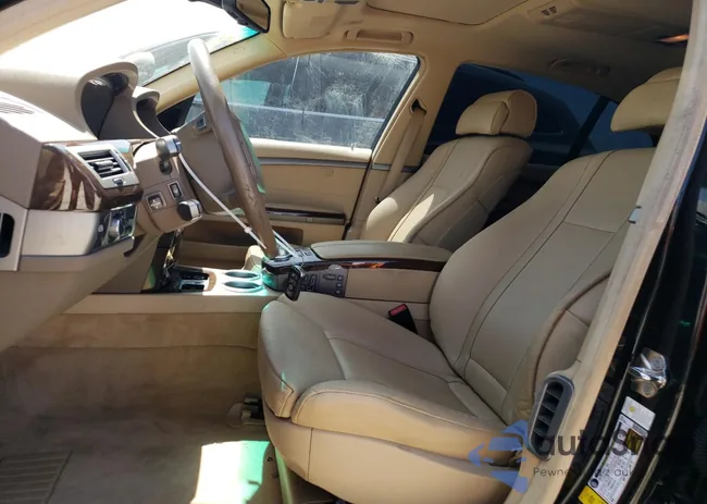 WBAHN83588DT82452: 60652754