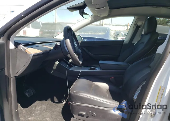 5YJYGDEE5MF072572: 65978603