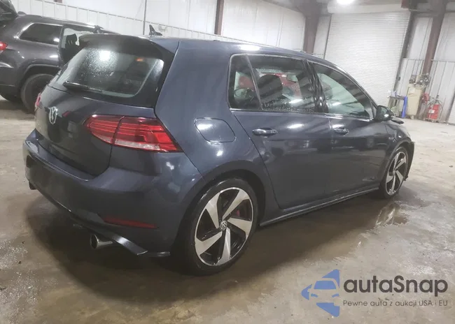 3VW547AU7JM294092: 65174033