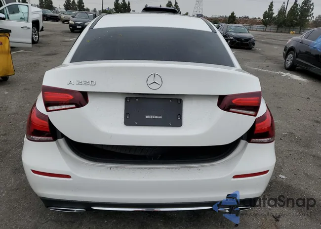 W1K3G4EB0MJ309953: 63803573