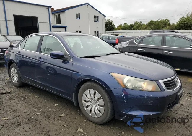 1HGCP2F3XAA076859: 70328293