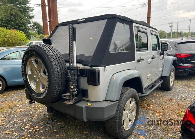 1J4HA3H16BL500982: 69825573