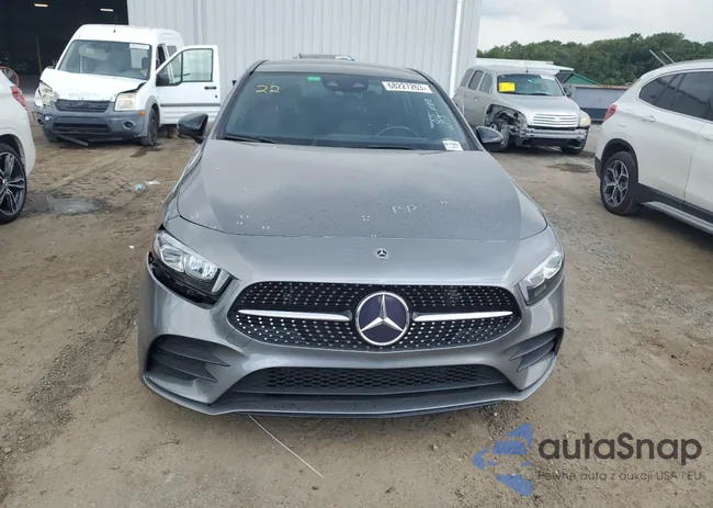 WDD3G4FB7KW001497: 68227263