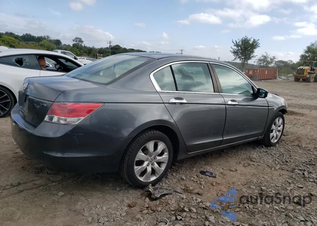 1HGCP36748A055086: 69768163