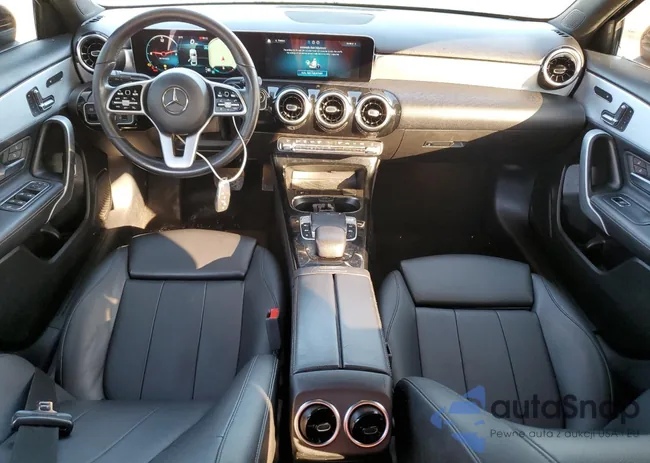 WDD3G4EB6LW039662: 68418653