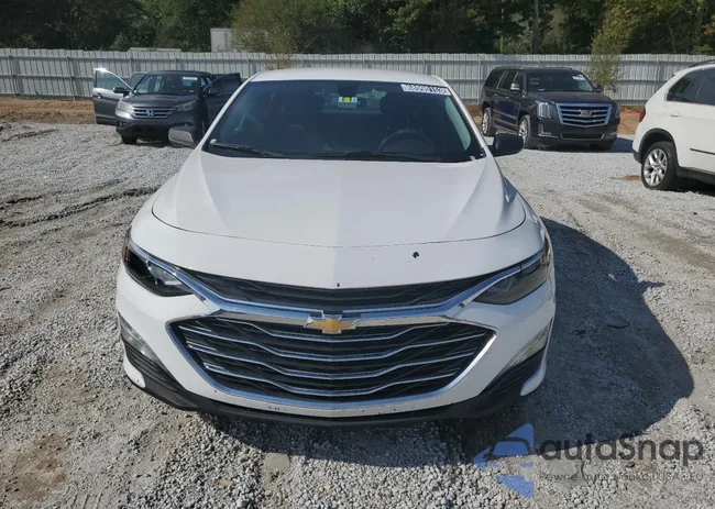 1G1ZB5STXLF156126: 68990153