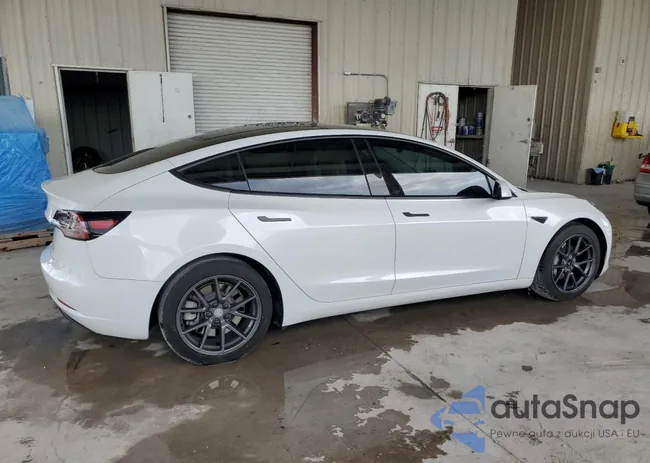 5YJ3E1EA8MF858801: 66547183