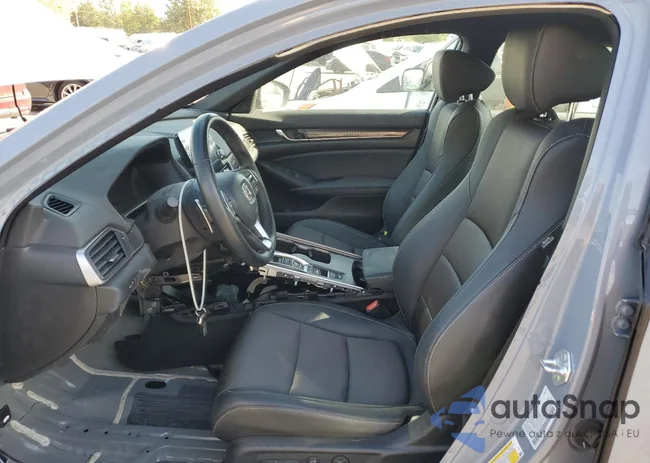 1HGCV3F22NA027079: 68819613