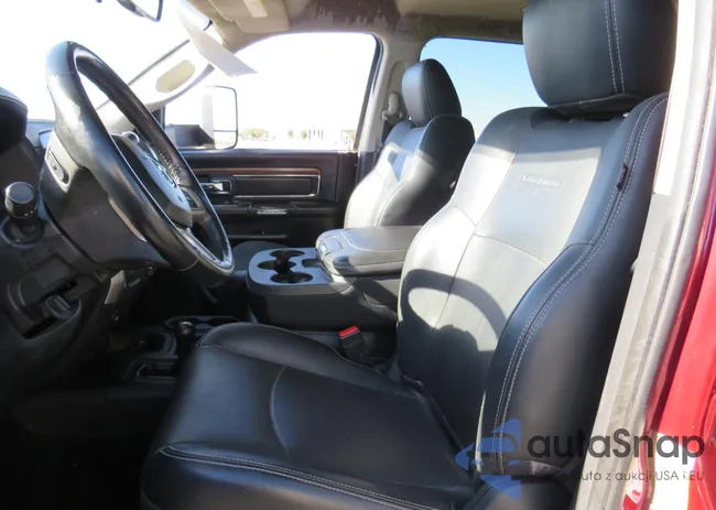 3C6TR5FJ3HG538321: 70312613