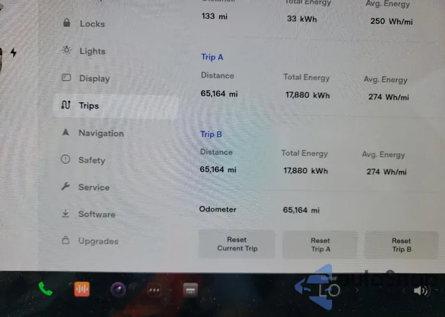 5YJ3E1EB4LF667478: 69258503