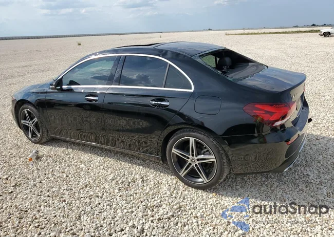 W1K3G4EBXLJ218445: 70096553