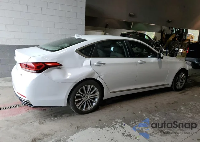 KMHGN4JE1HU180770: 68622623