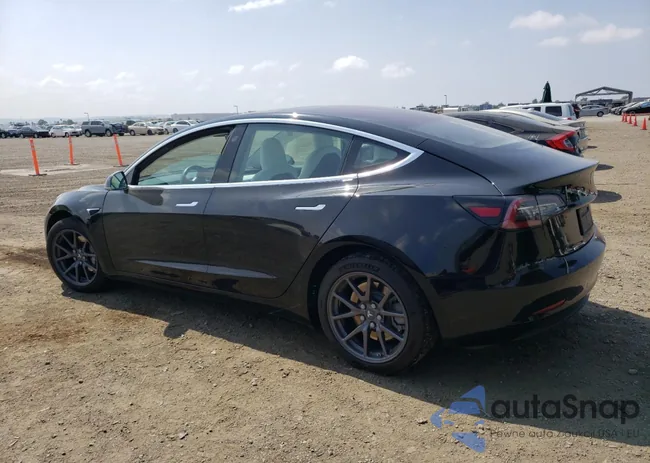 5YJ3E1EAXJF166325: 68010183