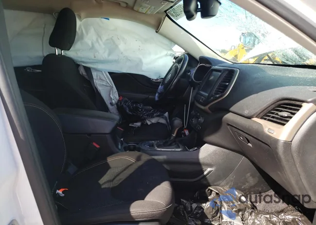 1C4PJLCS5HW514140: 68340263