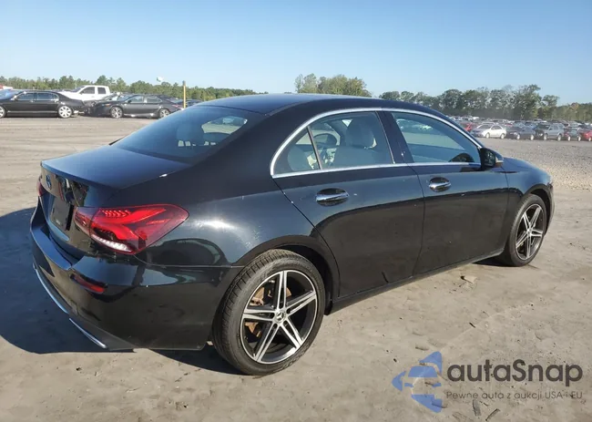 WDD3G4EB8KW024272: 66530803