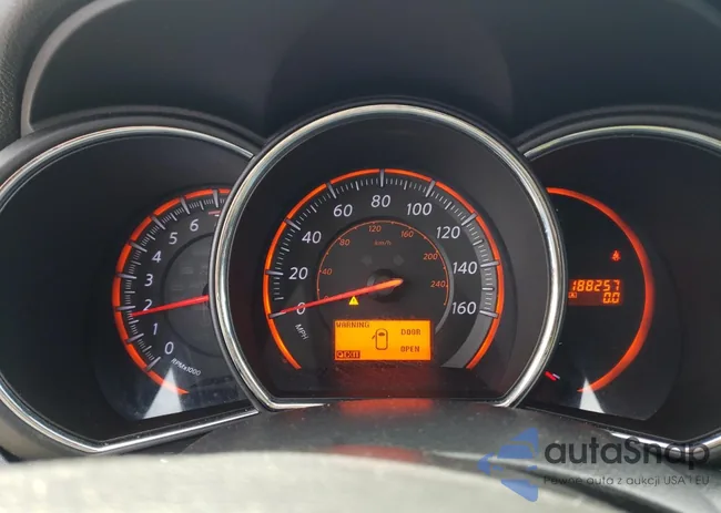 JN8AZ1MW8AW138029: 68323573