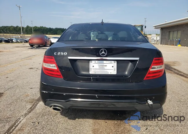 WDDGF4HB5CR218872: 67703413