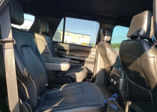 1FMJU2AT5KEA82144: 68371753