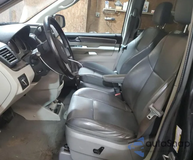 2V4RW3D18AR406731: 68980013