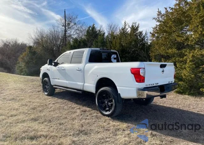 1N6BA1F30HN571027: 70144033