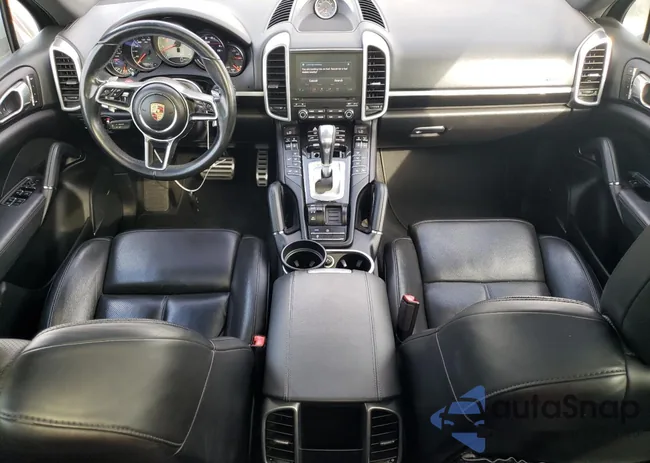 WP1AB2A2XHLA51668: 70329833