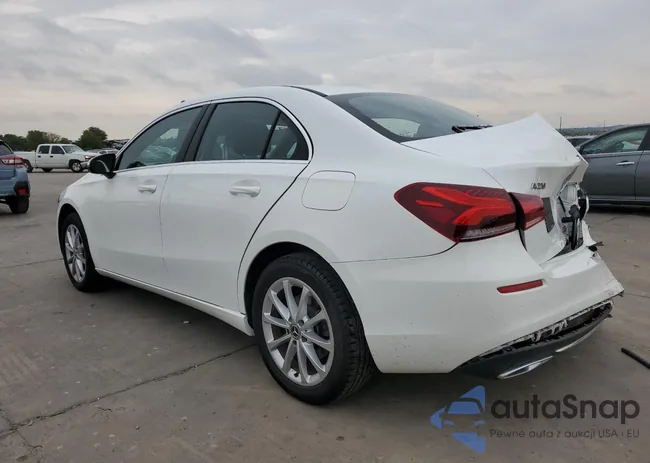 WDD3G4EB4KW024561: 68044863