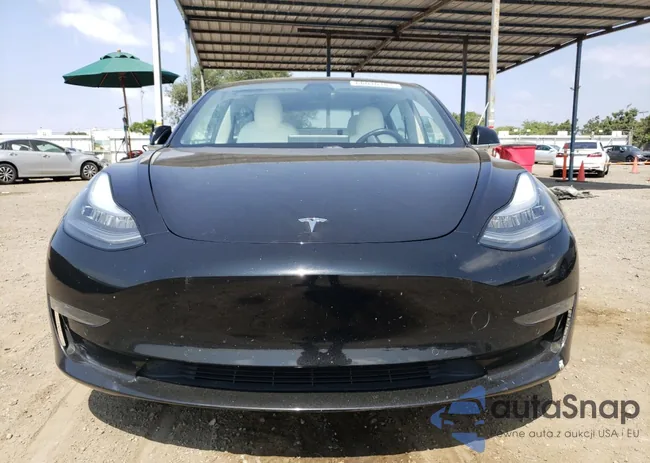 5YJ3E1EAXJF166325: 68010183