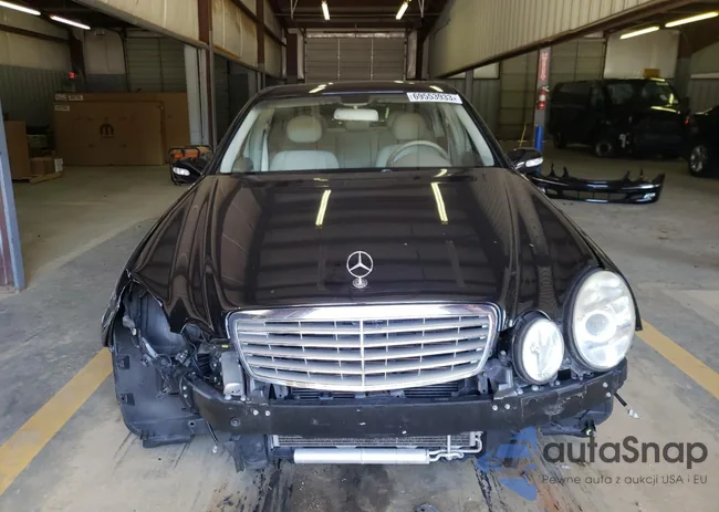 WDBUF70J03A352316: 69553933