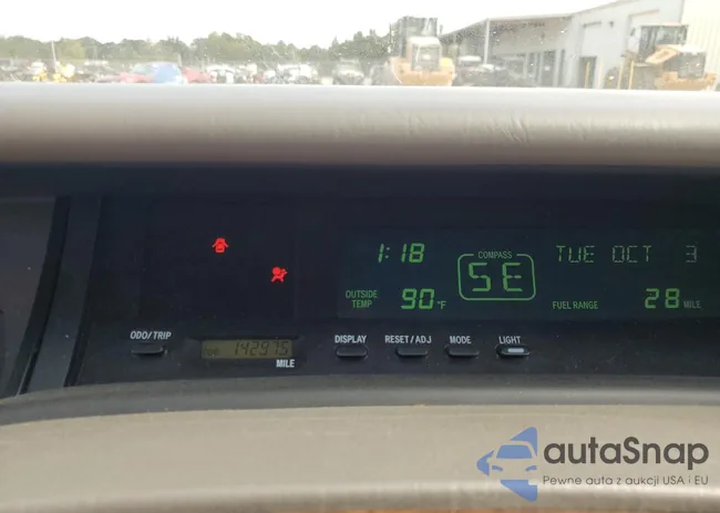 4T1BF28B03U270623: 70642513