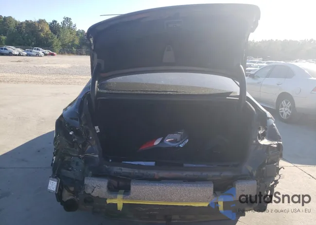 KMHGN4JE0HU209563: 70761853