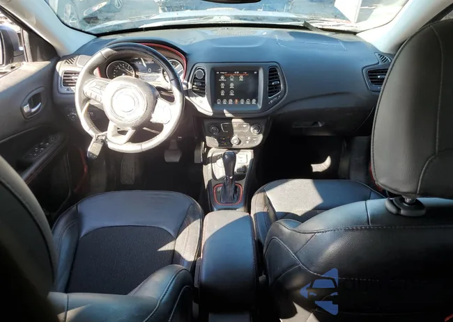 3C4NJDDB0LT111645: 70729873