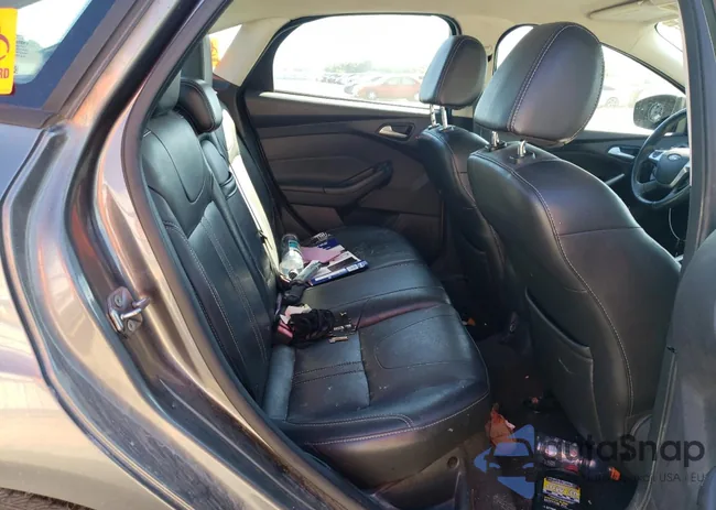 1FADP3F22DL129326: 72393633