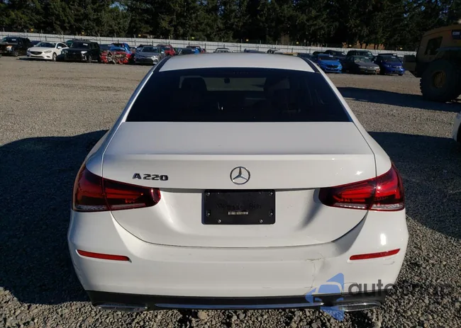 W1K3G4EB3LJ210963: 73828623