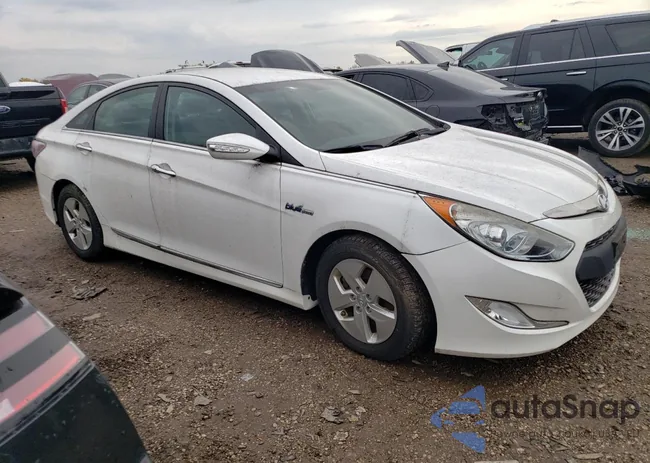 KMHEC4A43BA003313: 73785643