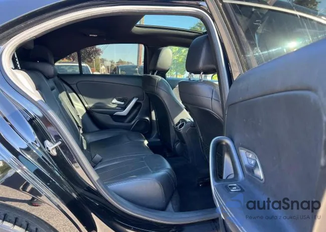 WDD3G4EB3KW026544: 74568053