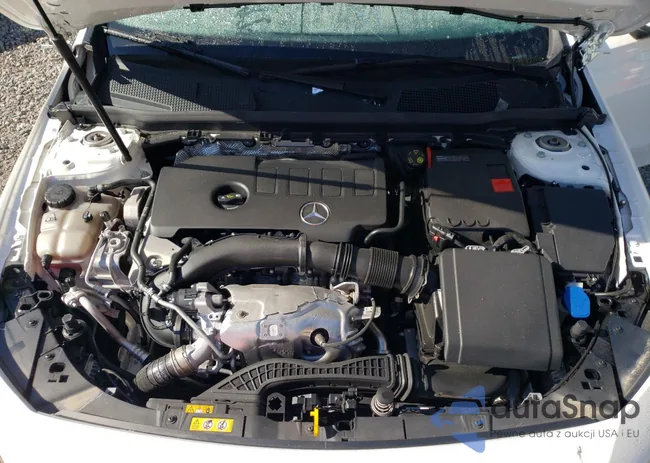 W1K3G4EB7LJ219990: 71585463