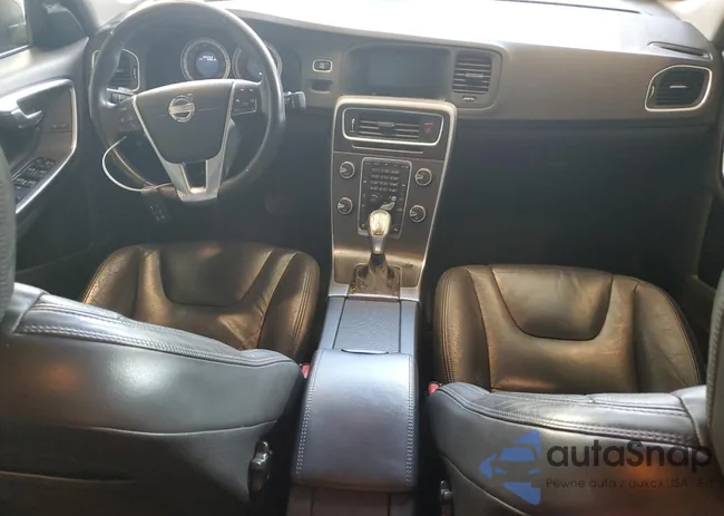 YV1612FS6D2207556: 70909403