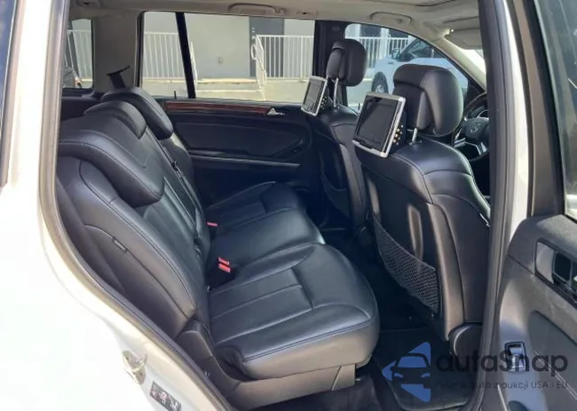 4JGBF7BE0BA708315: 73942063