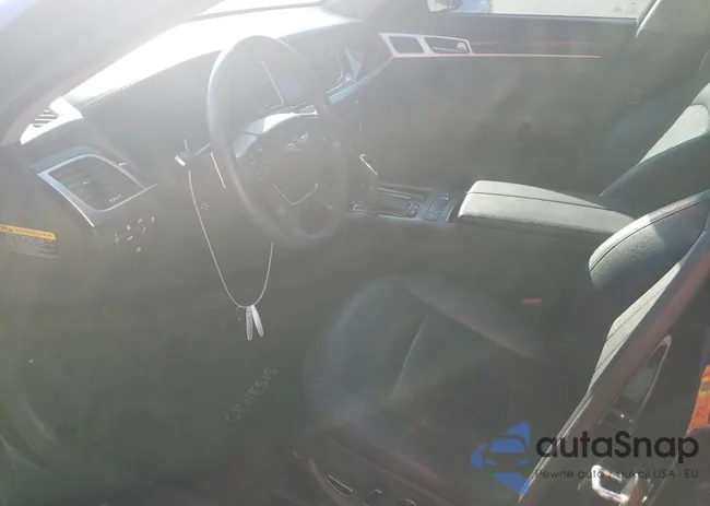 KMHGN4JE0HU209563: 70761853