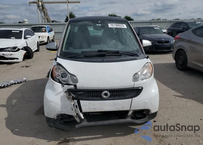 WMEEJ3BA4FK791268: 70790623