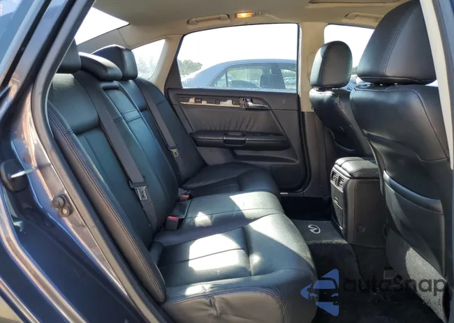 JN1CY0AR8AM960375: 72391663