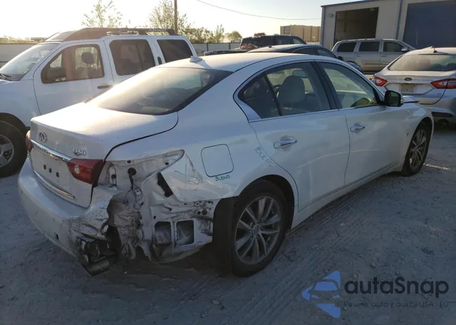 JN1BV7ARXEM702779: 72873893