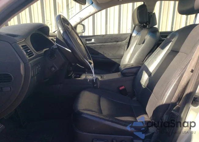 KMHGC4DD4CU184135: 72031103