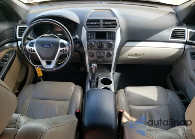 1FMHK7D89CGA31468: 72843953