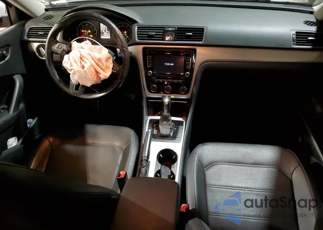 1VWBH7A3XDC022334: 71550893