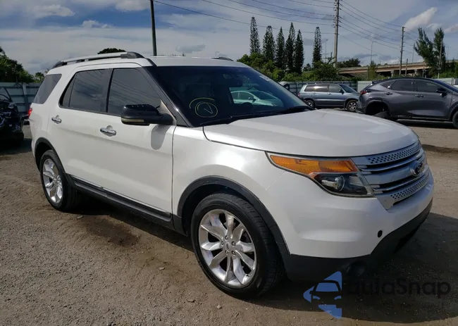 1FMHK7D89CGA31468: 72843953