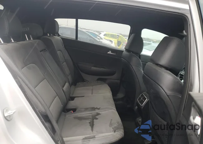 KNDP63AC9L7712641: 72636533